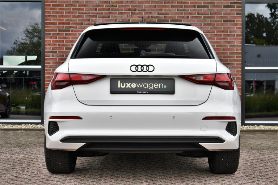 Audi A3 Sportback 35 TFSI 150pk Pano El-Klep Keyless Optic-black Carplay