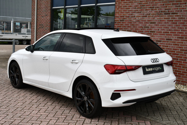Audi A3 Sportback 35 TFSI 150pk Pano El-Klep Keyless Optic-black Carplay