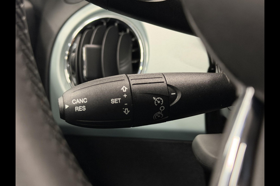 Fiat 500 1.0 Hybrid Dolcevita Panoramadak Navigatie Carplay Airco Cruise Control PDC Achter Lichtmetalen velgen