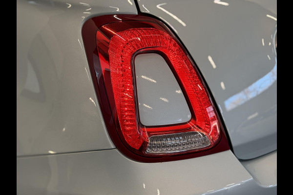 Fiat 500 1.0 Hybrid Dolcevita Panoramadak Navigatie Carplay Airco Cruise Control PDC Achter Lichtmetalen velgen