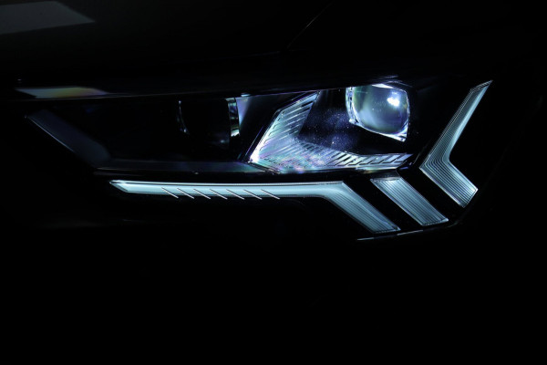 Audi Q3 45 TFSI e S-line / PANODAK / VIRTUAL / CAMERA / STUUR+STOELVERW / TREKHAAK