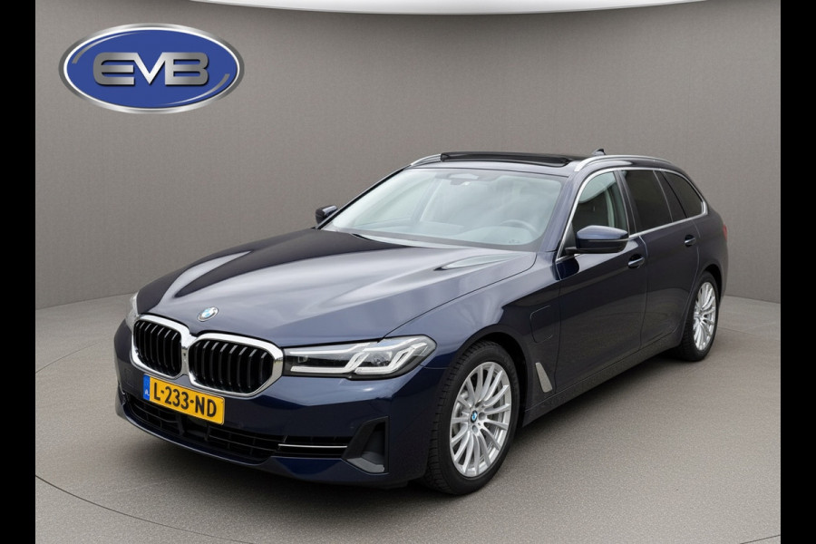 BMW 5 Serie Touring 530e Business Edition Plus, panoramadak, electr trekhaak, laser led , camera, 1 e eigenaar, NL auto met nap