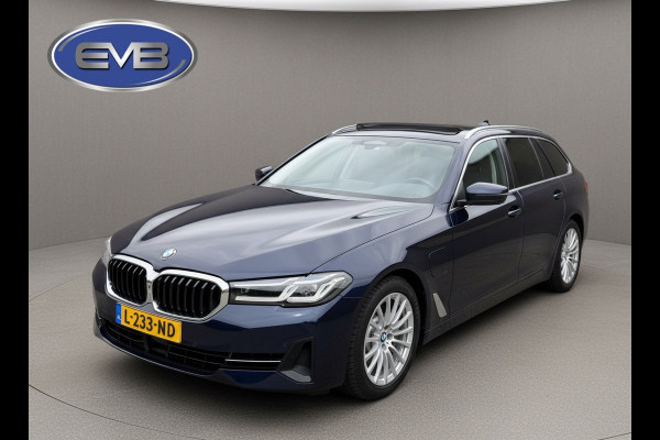 BMW 5 Serie Touring 530e Business Edition Plus, panoramadak, electr trekhaak, laser led , camera, 1 e eigenaar, NL auto met nap