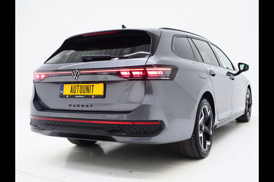 Volkswagen Passat Variant 1.5 eHybrid R-Line | Vol Leder | Panoramadak | Stoelventilatie | Harman/Kardon | HUD | Massage | Trekhaak