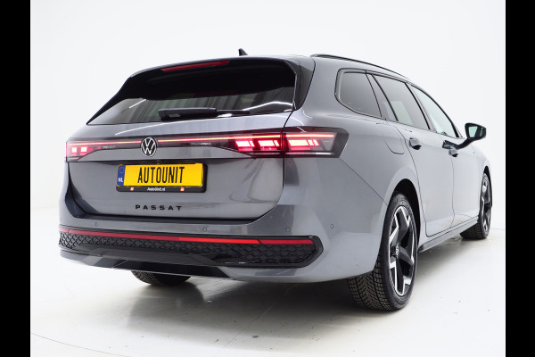 Volkswagen Passat Variant 1.5 eHybrid R-Line | Vol Leder | Panoramadak | Stoelventilatie | Harman/Kardon | HUD | Massage | Trekhaak