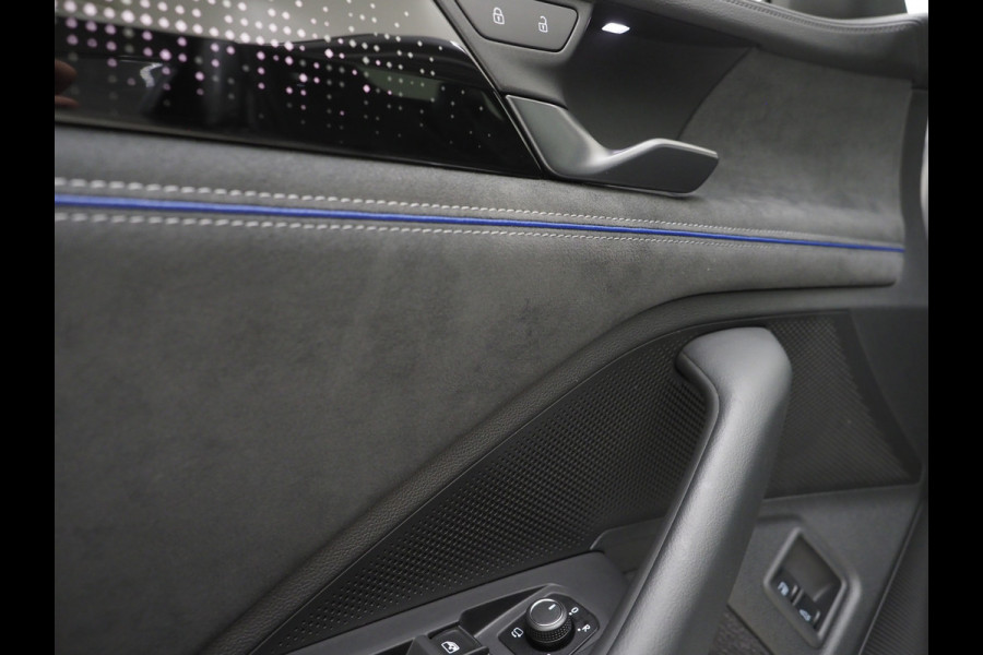 Volkswagen Passat Variant 1.5 eHybrid R-Line | Vol Leder | Panoramadak | Stoelventilatie | Harman/Kardon | HUD | Massage | Trekhaak
