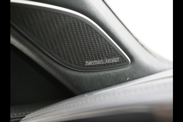 Volkswagen Passat Variant 1.5 eHybrid R-Line | Vol Leder | Panoramadak | Stoelventilatie | Harman/Kardon | HUD | Massage | Trekhaak