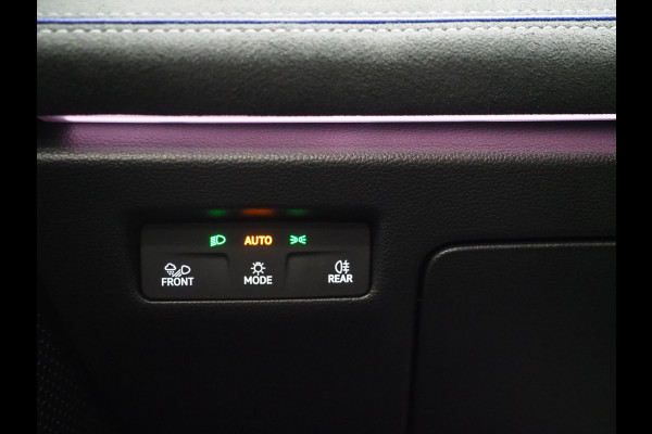 Volkswagen Passat Variant 1.5 eHybrid R-Line | Vol Leder | Panoramadak | Stoelventilatie | Harman/Kardon | HUD | Massage | Trekhaak