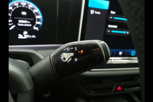 Volkswagen Passat Variant 1.5 eHybrid R-Line | Vol Leder | Panoramadak | Stoelventilatie | Harman/Kardon | HUD | Massage | Trekhaak