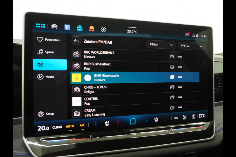 Volkswagen Passat Variant 1.5 eHybrid R-Line | Vol Leder | Panoramadak | Stoelventilatie | Harman/Kardon | HUD | Massage | Trekhaak
