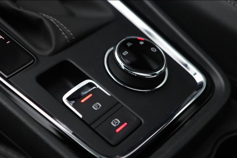 Seat Ateca 1.5 TSI Xcellence / PANODAK / ACC / KEYLESS / CAMERA / LEDER / STOELVERW