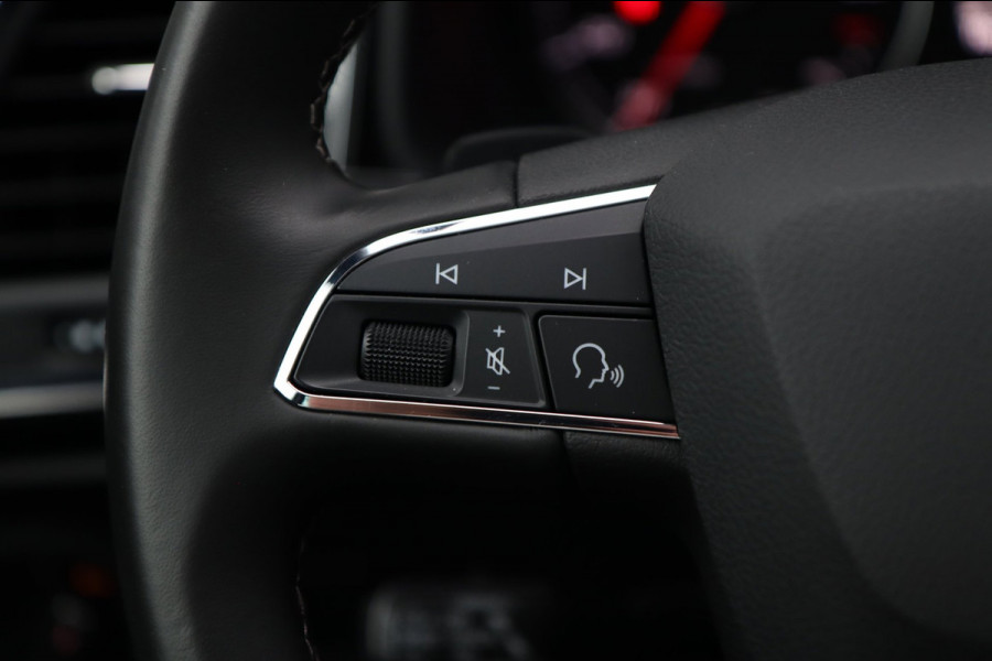 Seat Ateca 1.5 TSI Xcellence / PANODAK / ACC / KEYLESS / CAMERA / LEDER / STOELVERW