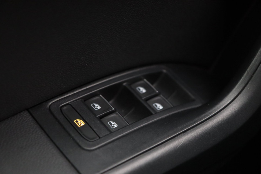 Seat Ateca 1.5 TSI Xcellence / PANODAK / ACC / KEYLESS / CAMERA / LEDER / STOELVERW