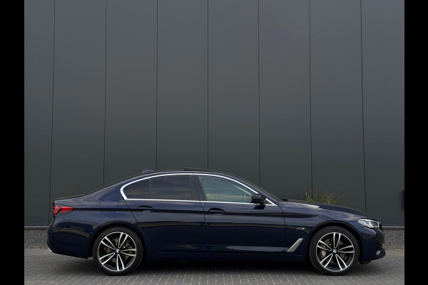 BMW 5 Serie 520e LCI High Executive | Facelift | Pano | Leder