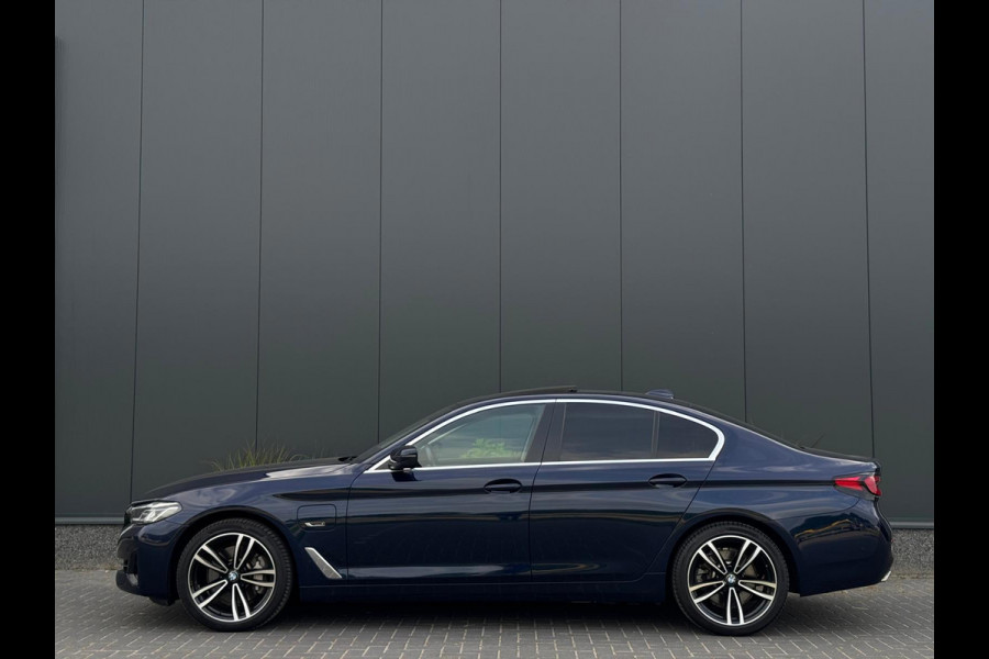 BMW 5 Serie 520e LCI High Executive | Facelift | Pano | Leder