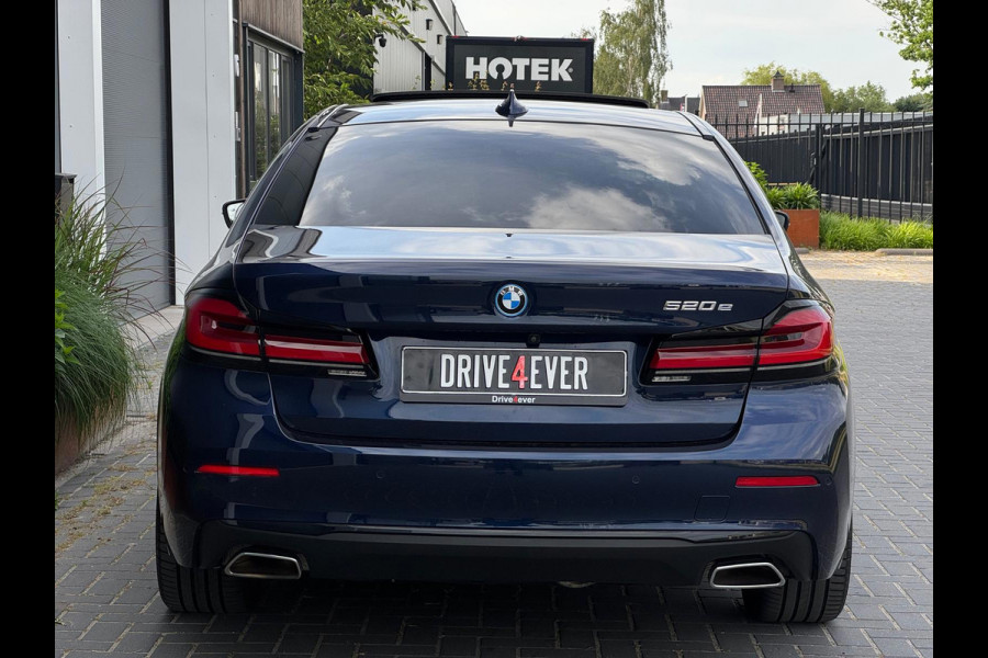 BMW 5 Serie 520e LCI High Executive | Facelift | Pano | Leder