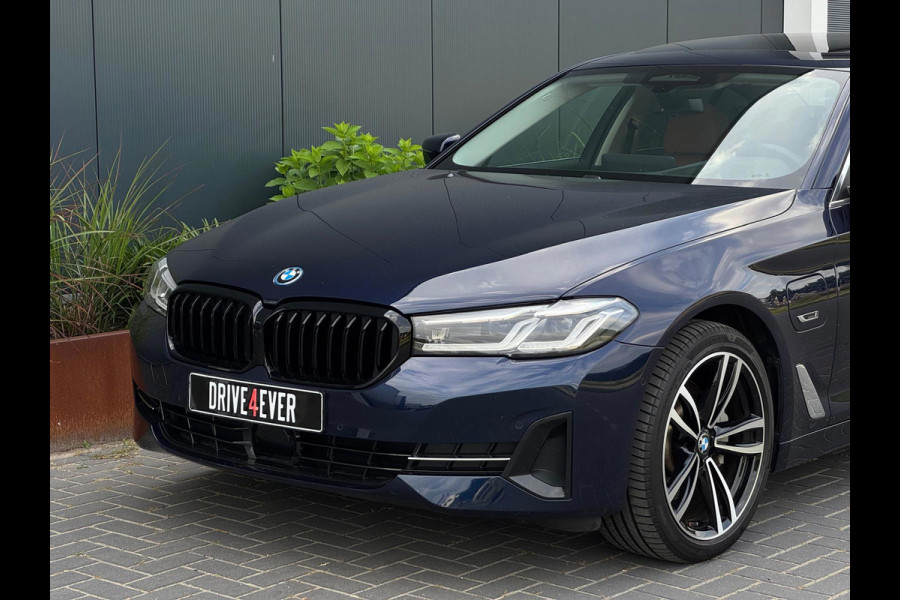 BMW 5 Serie 520e LCI High Executive | Facelift | Pano | Leder