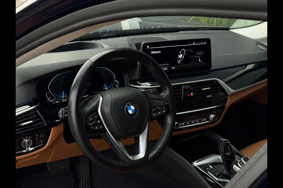 BMW 5 Serie 520e LCI High Executive | Facelift | Pano | Leder