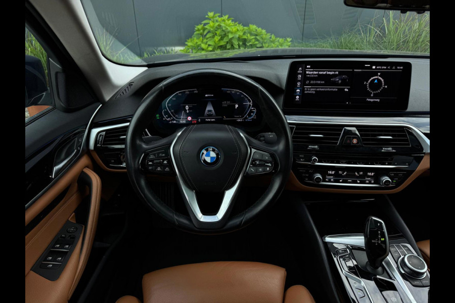 BMW 5 Serie 520e LCI High Executive | Facelift | Pano | Leder