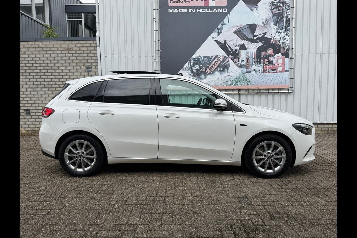 Mercedes-Benz B-Klasse 250 e Advantage 218 Pk | Panoramadak| Navigatie | Cruise | Clima |Camera 360 | Trekhaak |Full Led ] 17".