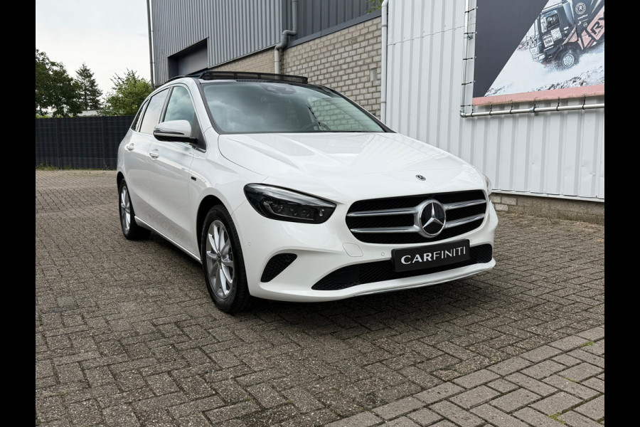 Mercedes-Benz B-Klasse 250 e Advantage 218 Pk | Panoramadak| Navigatie | Cruise | Clima |Camera 360 | Trekhaak |Full Led ] 17".