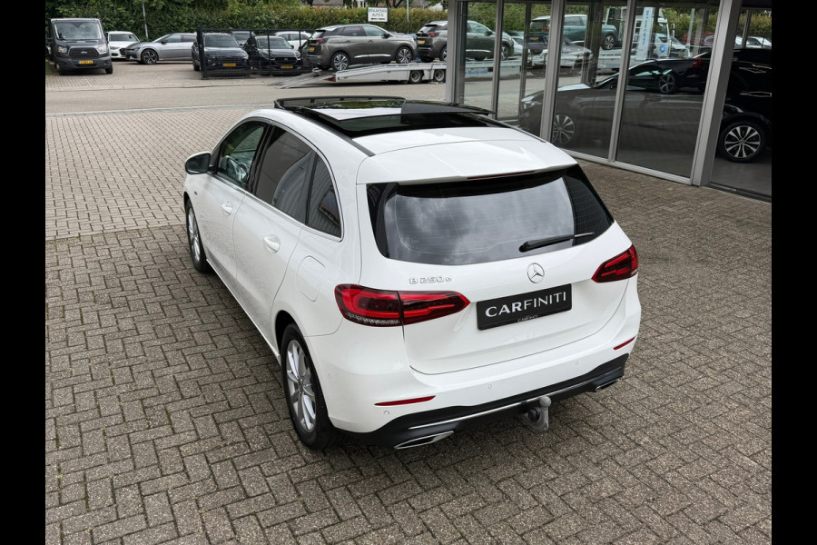 Mercedes-Benz B-Klasse 250 e Advantage 218 Pk | Panoramadak| Navigatie | Cruise | Clima |Camera 360 | Trekhaak |Full Led ] 17".