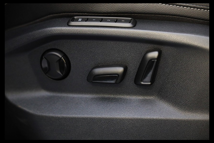 Volkswagen Tiguan 1.4 TSI eHybrid R-Line Business+ / Leder / Memory / Elek Stoelen / Acc / Dode Hoek / 360 Camera / Head Up / Pano
