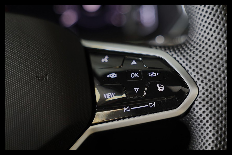 Volkswagen Tiguan 1.4 TSI eHybrid R-Line Business+ / Leder / Memory / Elek Stoelen / Acc / Dode Hoek / 360 Camera / Head Up / Pano