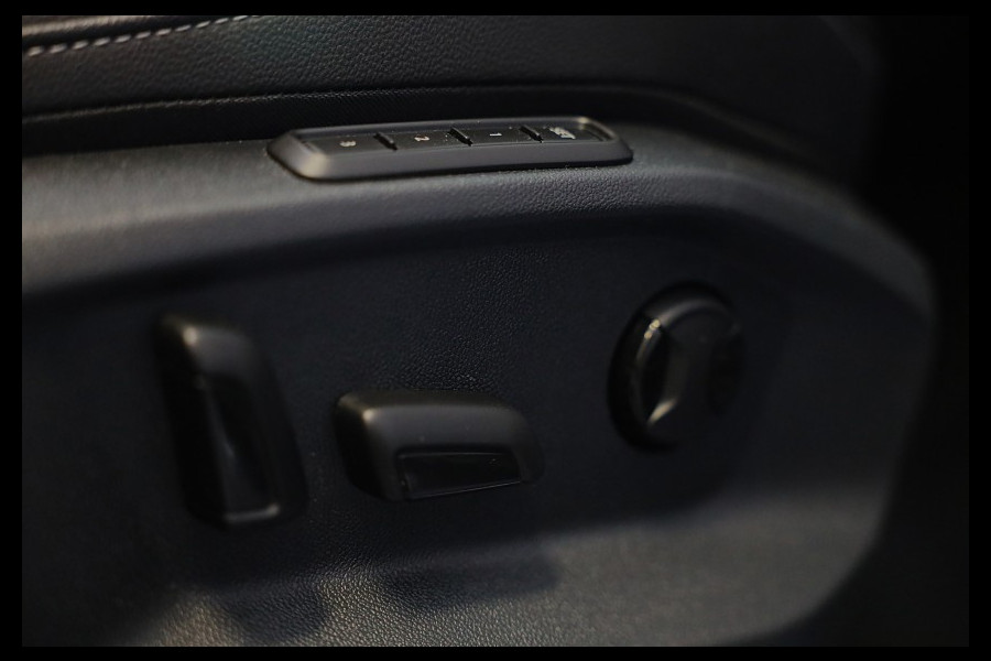 Volkswagen Tiguan 1.4 TSI eHybrid R-Line Business+ / Leder / Memory / Elek Stoelen / Acc / Dode Hoek / 360 Camera / Head Up / Pano