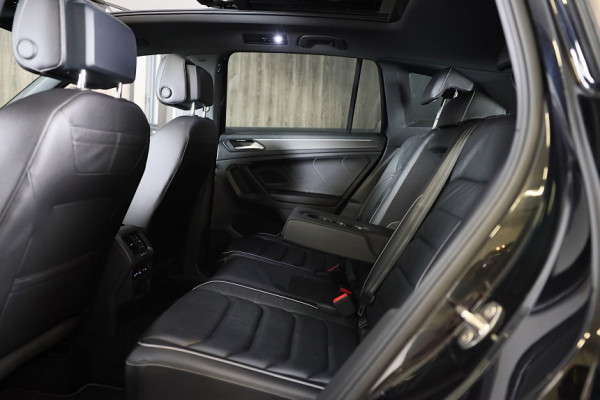Volkswagen Tiguan 1.4 TSI eHybrid R-Line Business+ / Leder / Memory / Elek Stoelen / Acc / Dode Hoek / 360 Camera / Head Up / Pano