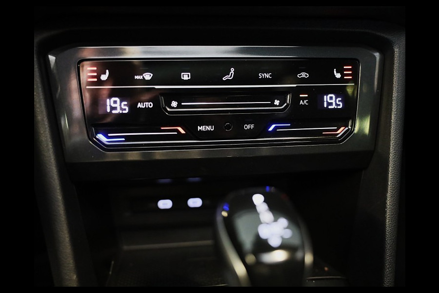 Volkswagen Tiguan 1.4 TSI eHybrid R-Line Business+ / Leder / Memory / Elek Stoelen / Acc / Dode Hoek / 360 Camera / Head Up / Pano