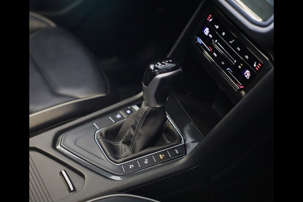 Volkswagen Tiguan 1.4 TSI eHybrid R-Line Business+ / Leder / Memory / Elek Stoelen / Acc / Dode Hoek / 360 Camera / Head Up / Pano