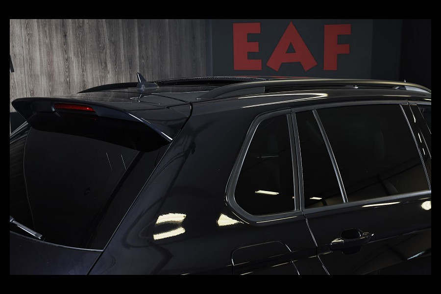 Volkswagen Tiguan 1.4 TSI eHybrid R-Line Business+ / Leder / Memory / Elek Stoelen / Acc / Dode Hoek / 360 Camera / Head Up / Pano