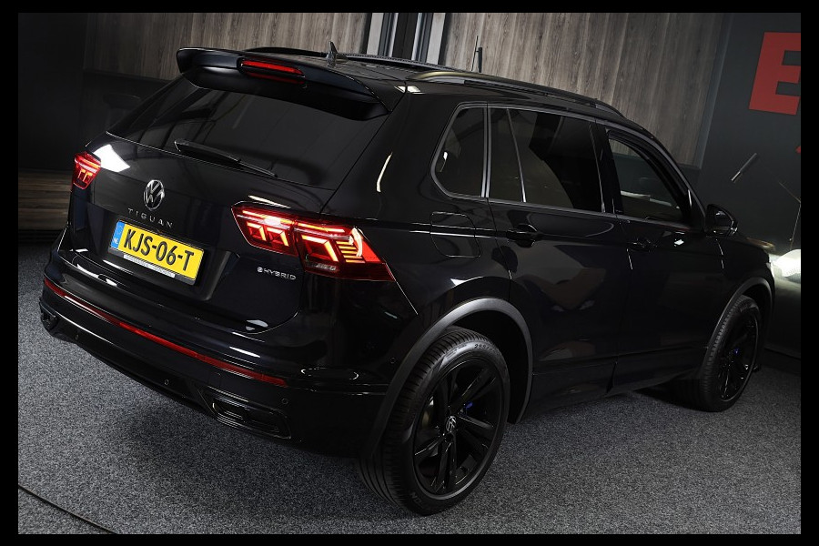 Volkswagen Tiguan 1.4 TSI eHybrid R-Line Business+ / Leder / Memory / Elek Stoelen / Acc / Dode Hoek / 360 Camera / Head Up / Pano