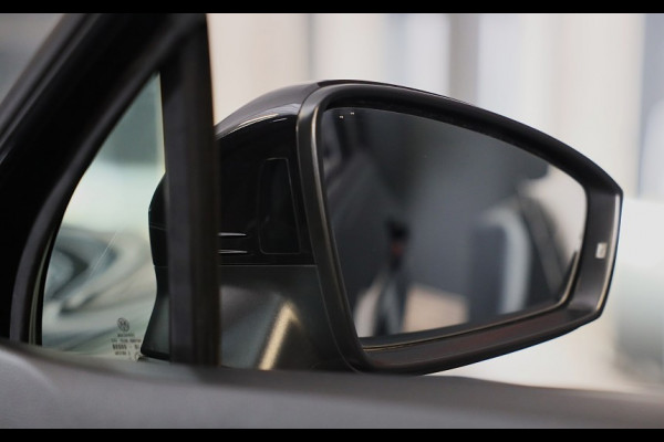 Volkswagen Tiguan 1.4 TSI eHybrid R-Line Business+ / Leder / Memory / Elek Stoelen / Acc / Dode Hoek / 360 Camera / Head Up / Pano