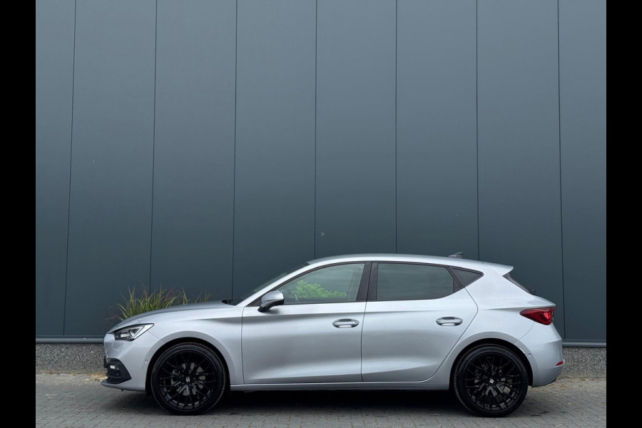 Seat Leon Hatchback 1.0 eTSI Style | Automaat | Camera | Zeer zuinig