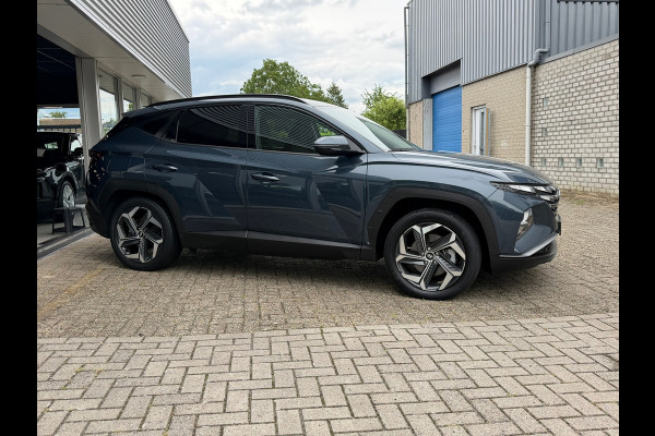 Hyundai Tucson 1.6 T-GDI PHEV Comfort 4WD 265 Pk | Navigatie | Cruise | Clima | Camera | Side assist | 19".
