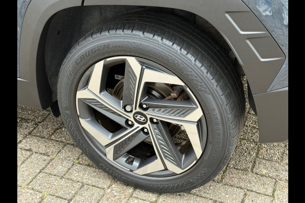 Hyundai Tucson 1.6 T-GDI PHEV Comfort 4WD 265 Pk | Navigatie | Cruise | Clima | Camera | Side assist | 19".