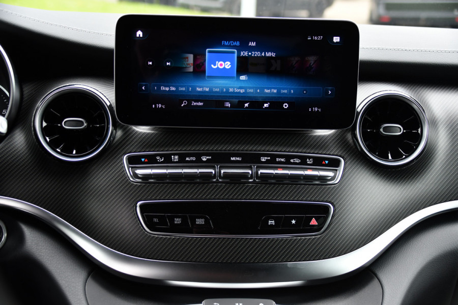 Mercedes-Benz V-Klasse 300d L2 DC AMG Edition Adaptieve Cruise, 360 Camera, Carplay, Stoelverwarming/verkoeling, 240pk, LED, Leder, Automaat, Uniek!