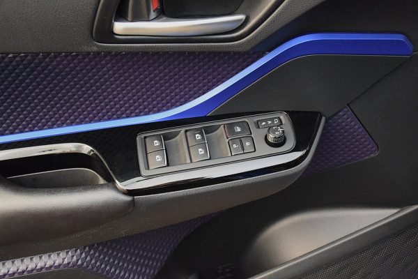 Toyota C-HR 1.2 Bi-Tone*Camera*Trekhaak*Navi*72Dkm*2018*