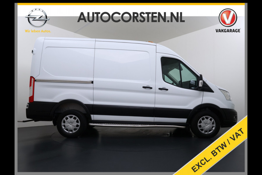 Ford Transit 350 2.0TDCI 170PK Automaat L2H2 3-Persoons Trekhaak Euro 6 Navi Camera Cruise Control DAB Bluetooth Pdc Sidebars Betonplex Vloer Wandbetimmering 3.500KG Trekgewicht 1e Eigenaar Origineel Nederlandse Auto
