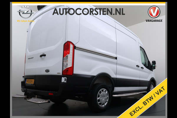 Ford Transit 350 2.0TDCI 170PK Automaat L2H2 3-Persoons Trekhaak Euro 6 Navi Camera Cruise Control DAB Bluetooth Pdc Sidebars Betonplex Vloer Wandbetimmering 3.500KG Trekgewicht 1e Eigenaar Origineel Nederlandse Auto