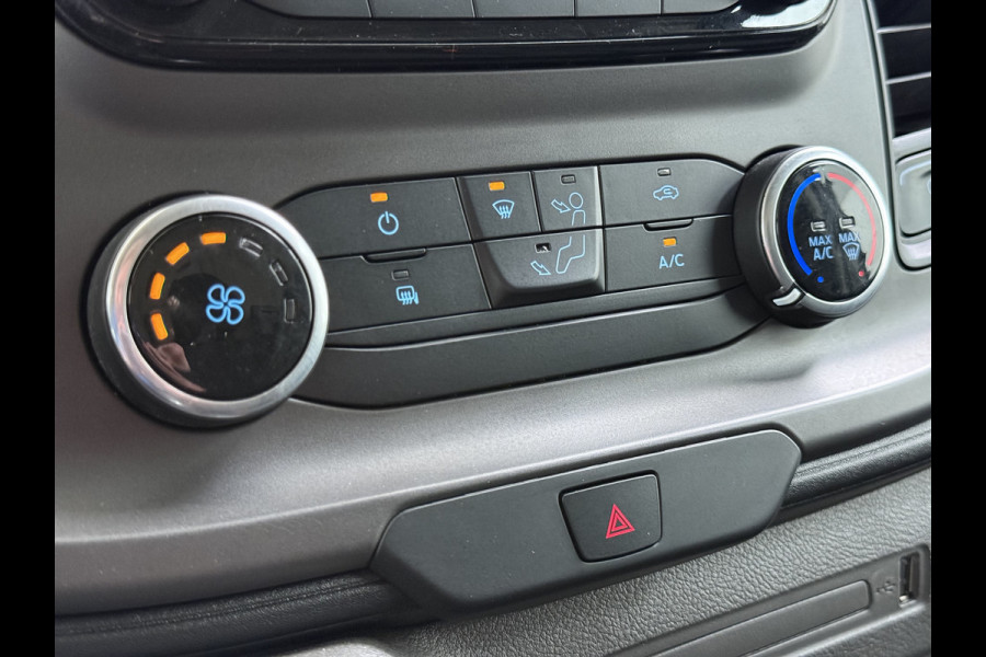 Ford Transit 350 2.0TDCI 170PK Automaat L2H2 3-Persoons Trekhaak Euro 6 Navi Camera Cruise Control DAB Bluetooth Pdc Sidebars Betonplex Vloer Wandbetimmering 3.500KG Trekgewicht 1e Eigenaar Origineel Nederlandse Auto