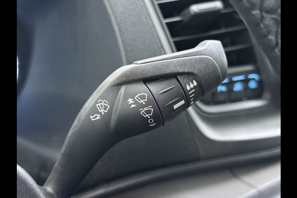 Ford Transit 350 2.0TDCI 170PK Automaat L2H2 3-Persoons Trekhaak Euro 6 Navi Camera Cruise Control DAB Bluetooth Pdc Sidebars Betonplex Vloer Wandbetimmering 3.500KG Trekgewicht 1e Eigenaar Origineel Nederlandse Auto