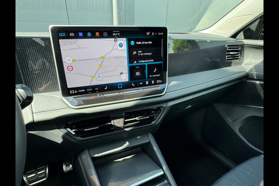 Volkswagen Tiguan 1.5 eTSI 'Goal' * Trekhaak * Rondomzichtcamera * Sideassistent *