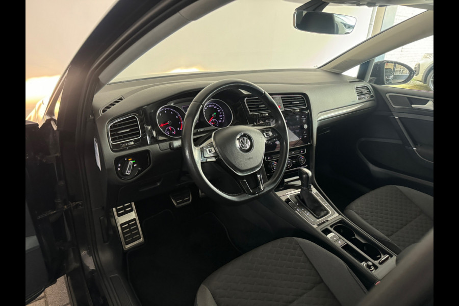 Volkswagen Golf 1.0 TSI Comfortline Camera|CarPlay|ACC