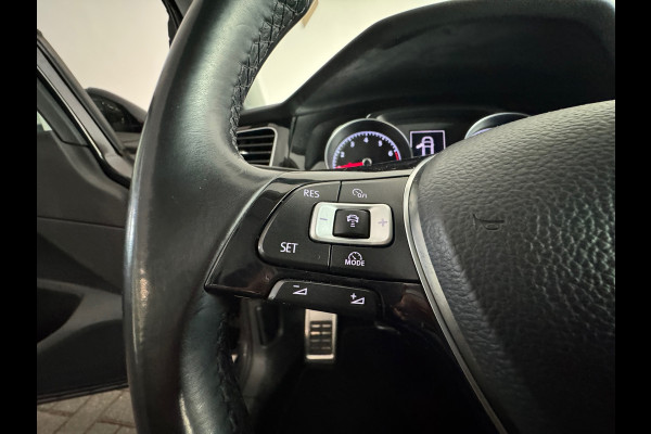 Volkswagen Golf 1.0 TSI Comfortline Camera|CarPlay|ACC