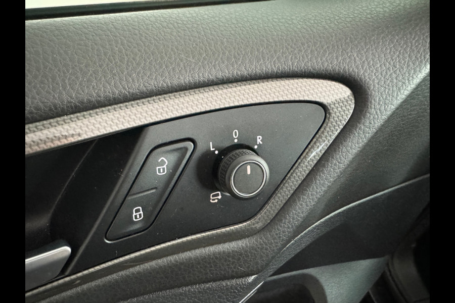 Volkswagen Golf 1.0 TSI Comfortline Camera|CarPlay|ACC