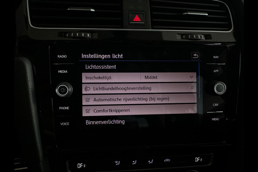 Volkswagen Golf 1.0 TSI Comfortline Camera|CarPlay|ACC