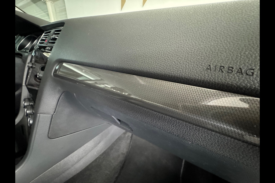 Volkswagen Golf 1.0 TSI Comfortline Camera|CarPlay|ACC